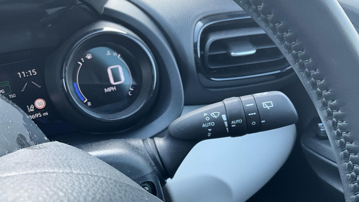 Used Toyota Yaris for sale - 77956995: Photo 45