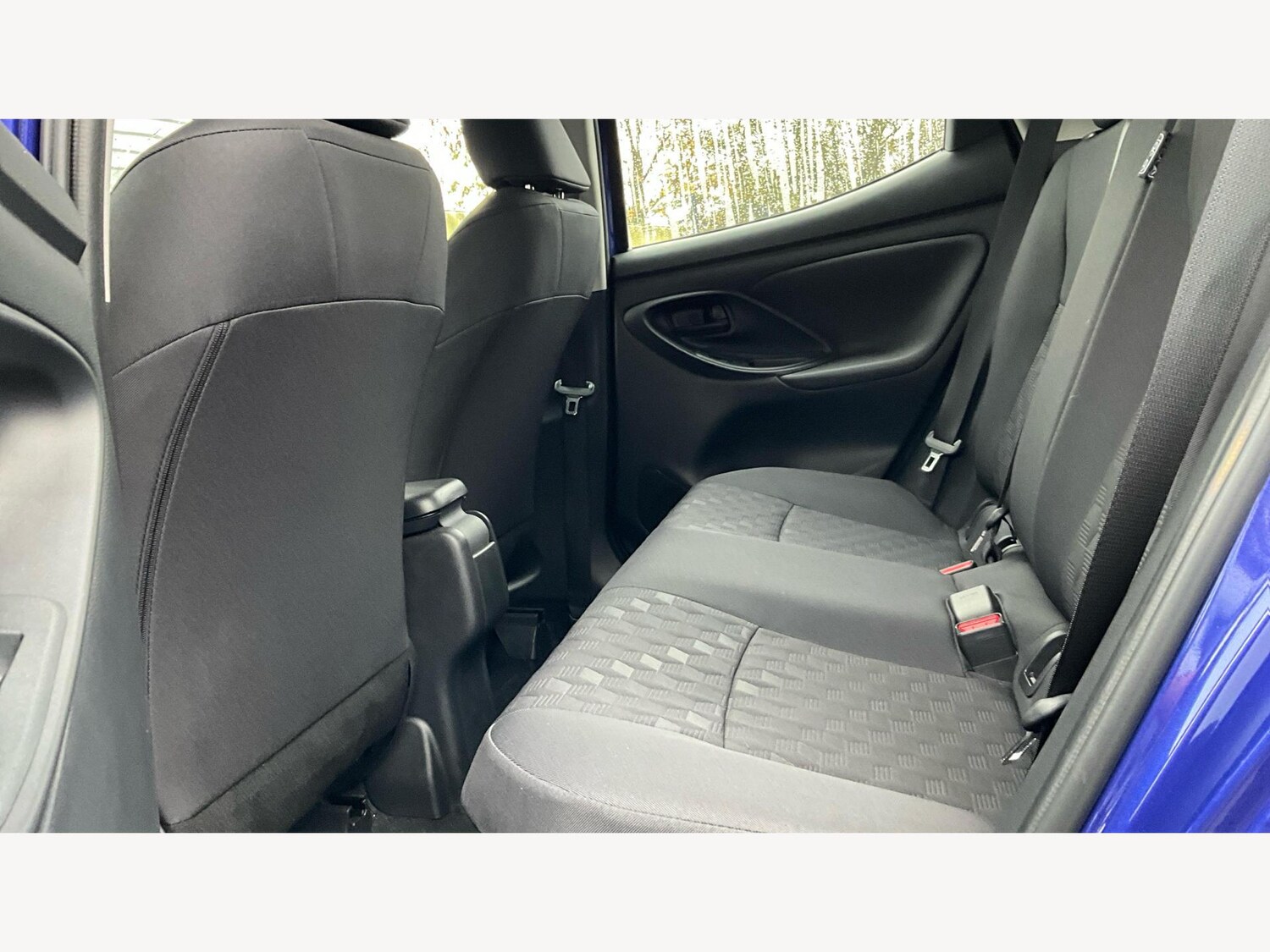 Used Toyota Yaris 2025 for sale - 77073954: Photo 15