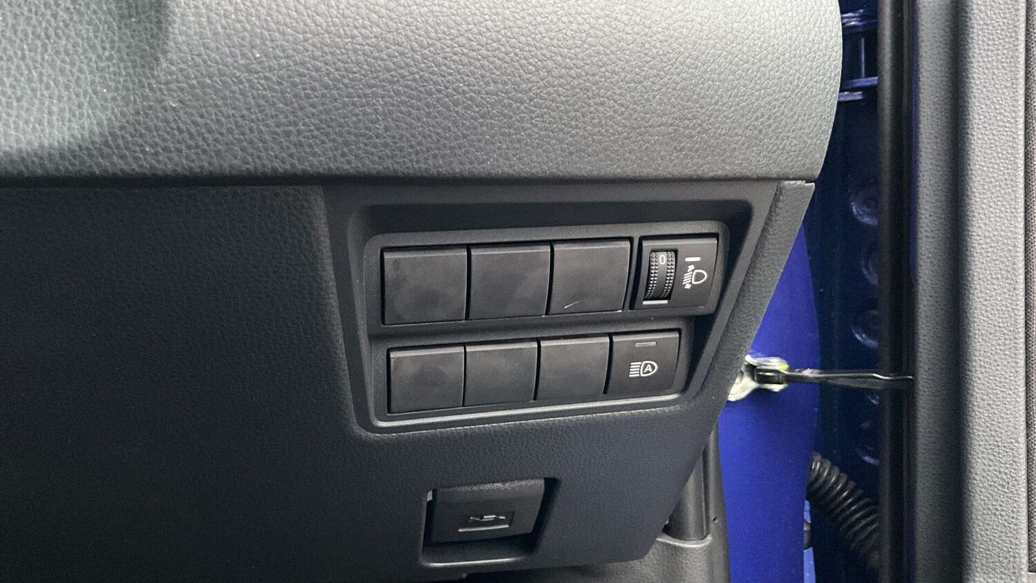 Used Toyota Yaris 2025 for sale - 77073954: Photo 45