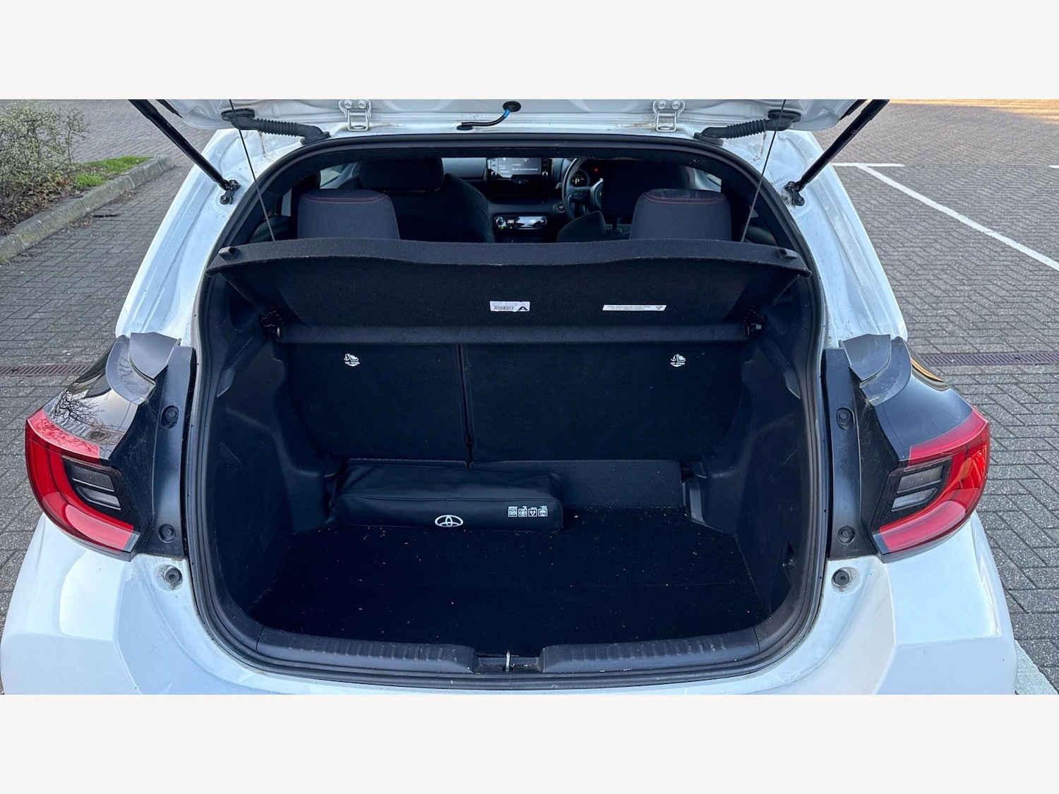 Used Toyota Yaris 2023 for sale - 77993394: Photo 16