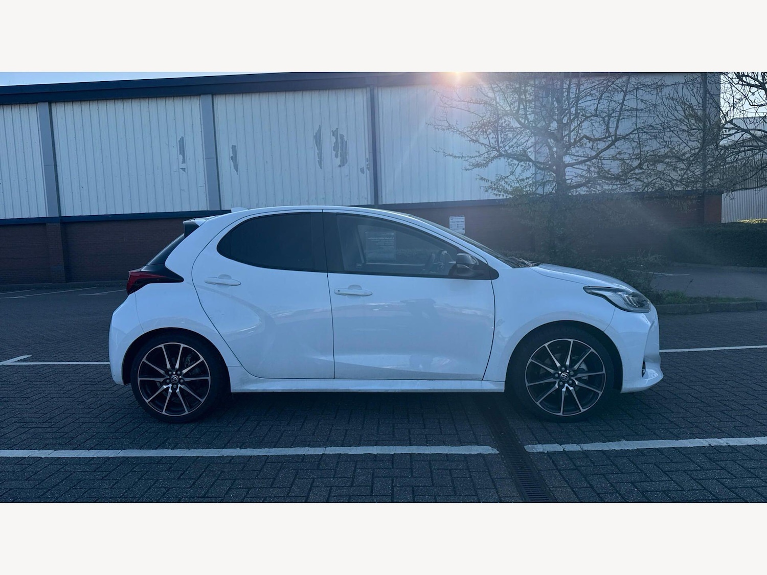 Used Toyota Yaris 2023 for sale - 77993394: Photo 18