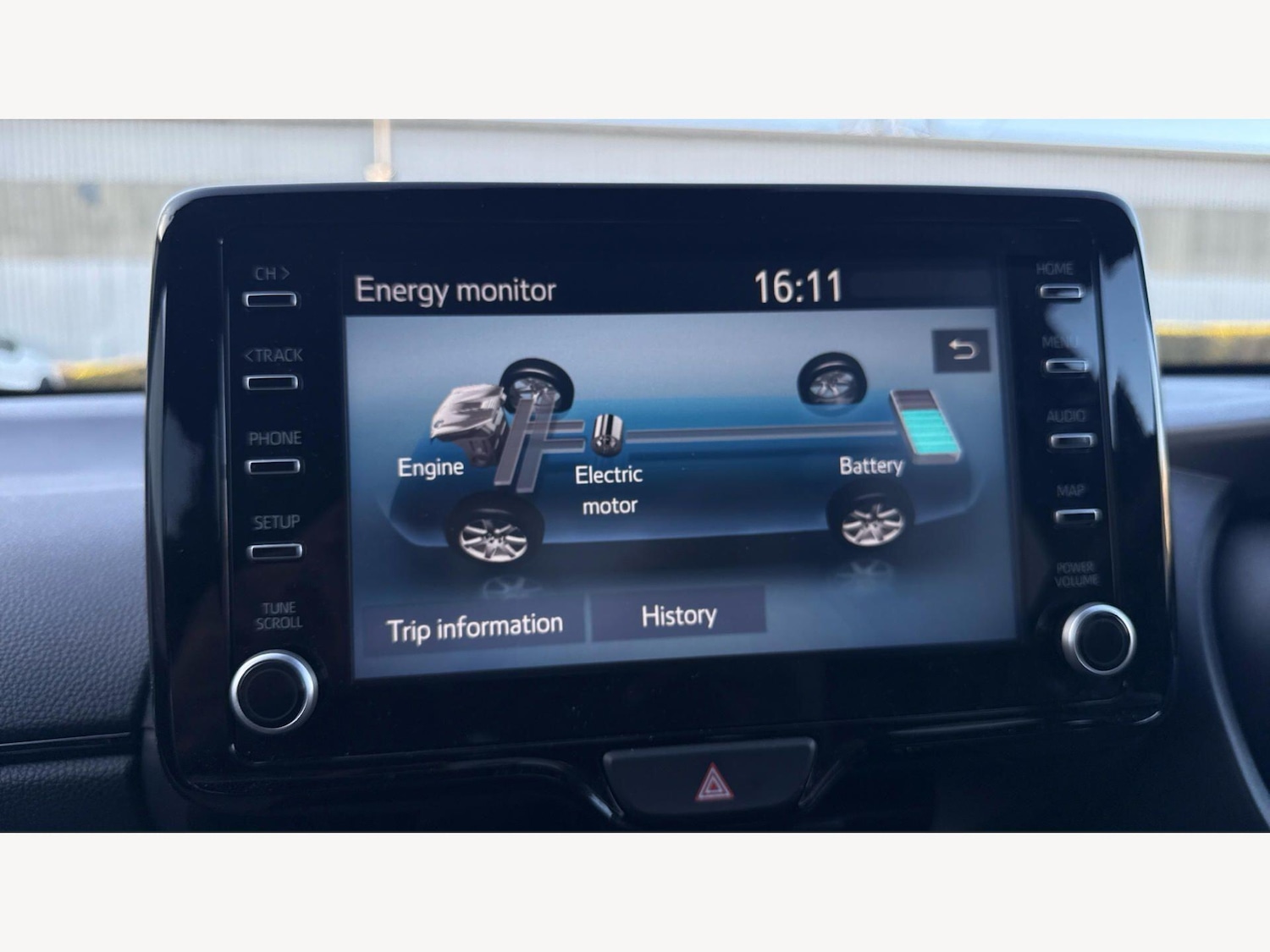 Used Toyota Yaris 2023 for sale - 77993394: Photo 26