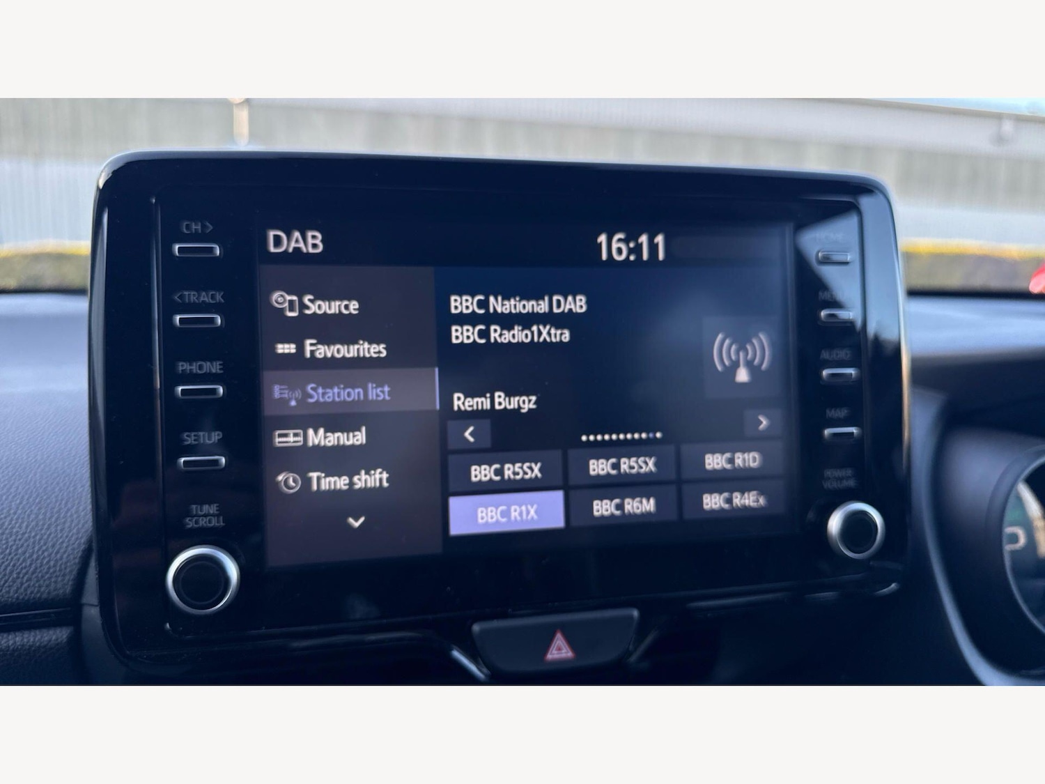 Used Toyota Yaris 2023 for sale - 77993394: Photo 28