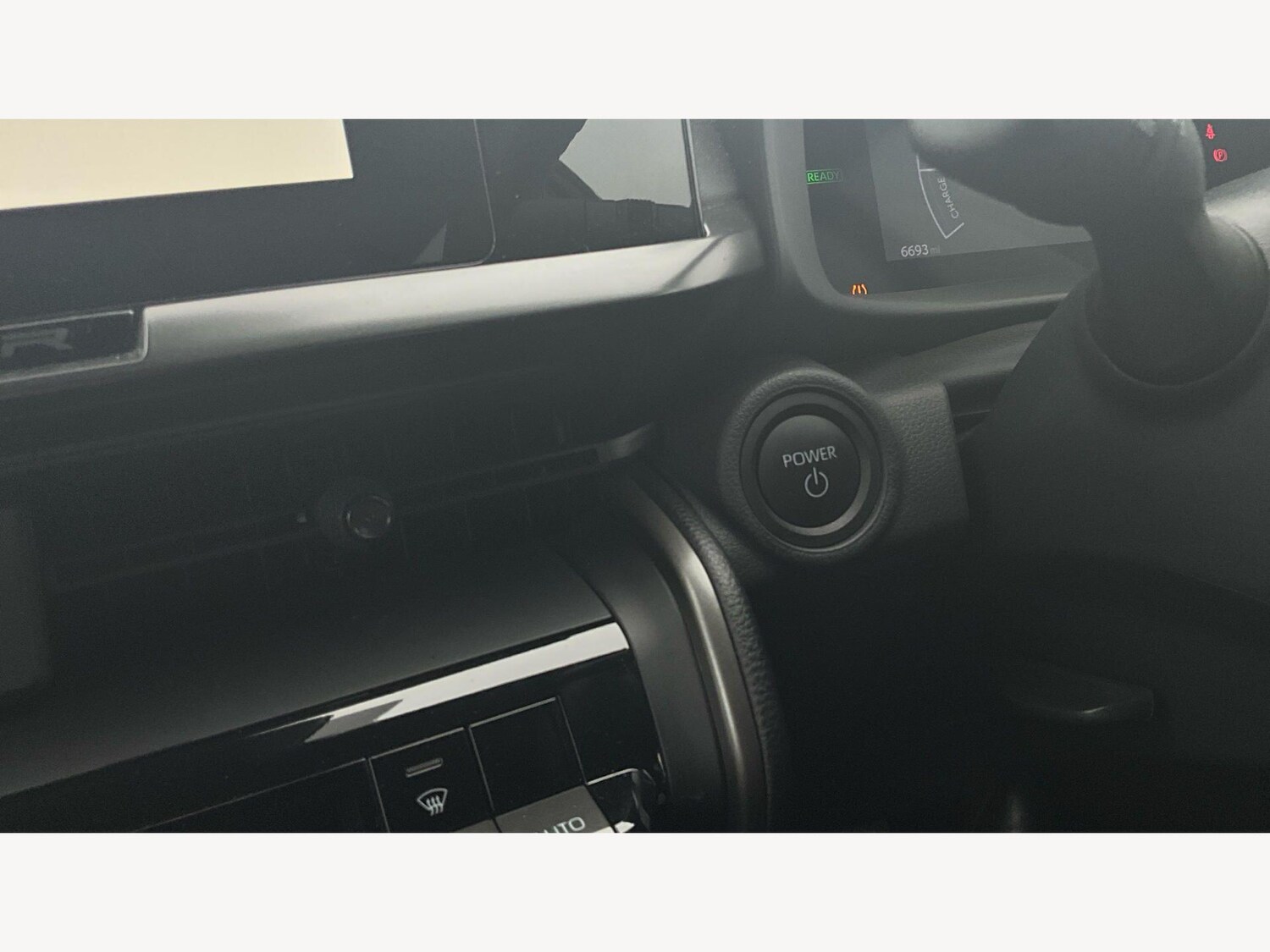 Used Toyota C-HR for sale - 77737086: Photo 29