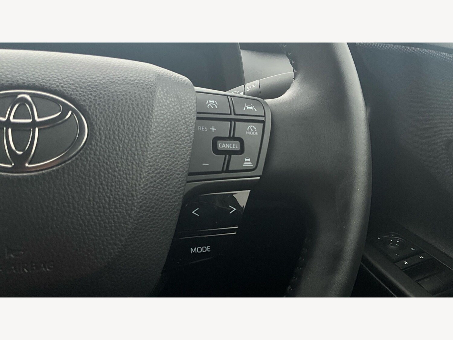 Used Toyota C-HR for sale - 77737086: Photo 31