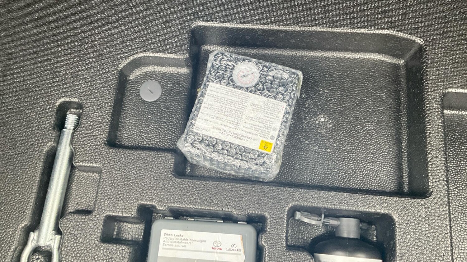 Used Toyota C-HR for sale - 77737086: Photo 52