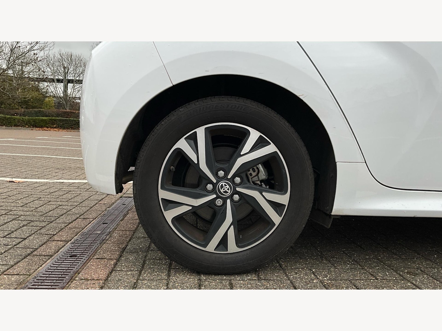 Used Toyota Yaris 2024 for sale - 77028948: Photo 20