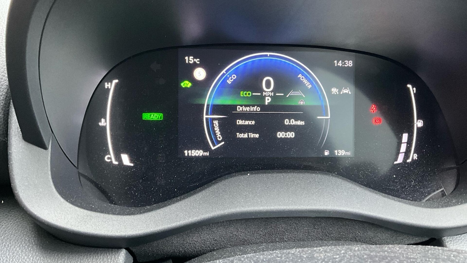 Used Toyota Yaris 2024 for sale - 77028948: Photo 42