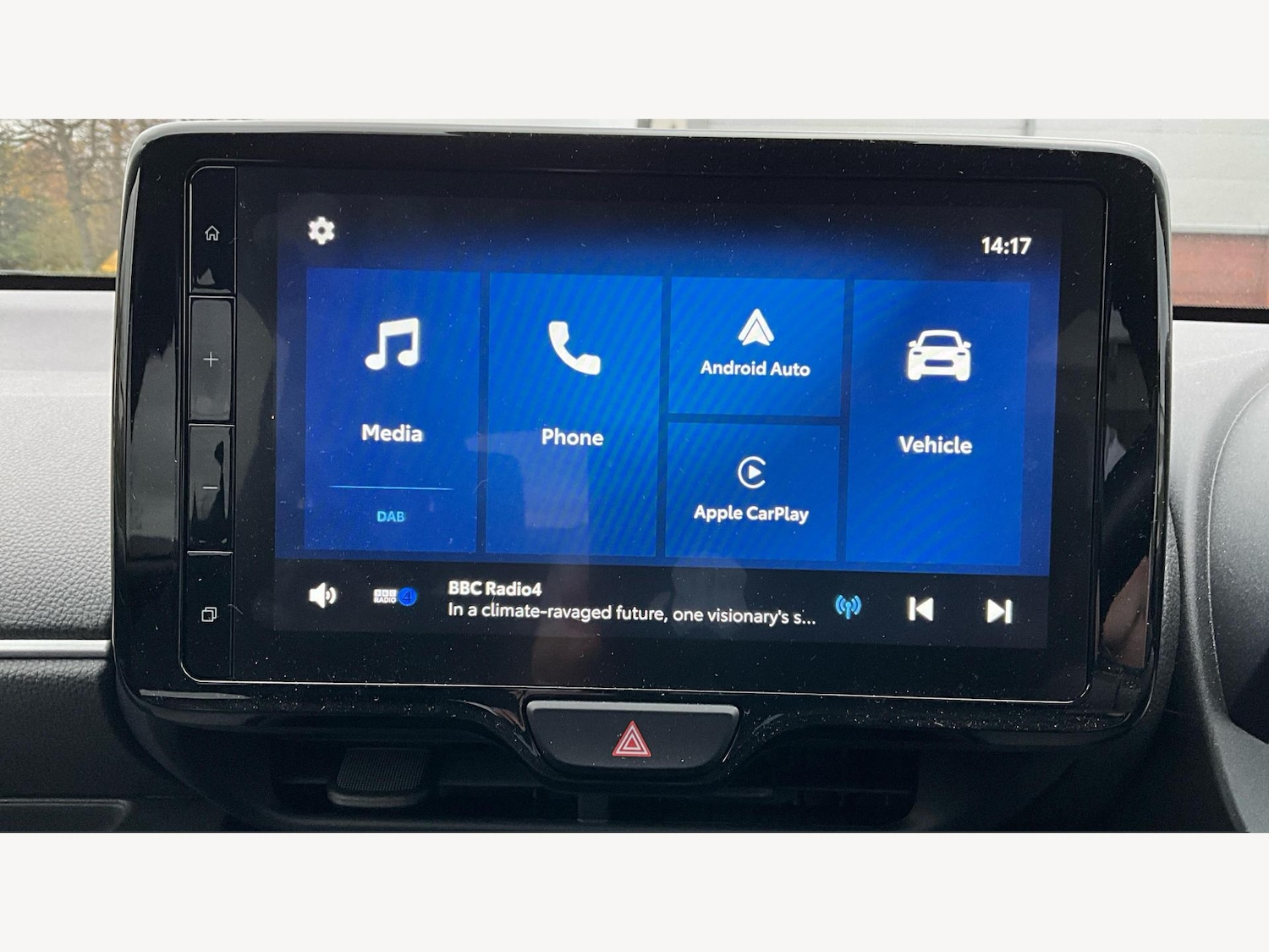 Used Toyota Yaris 2024 for sale - 77028948: Photo 9