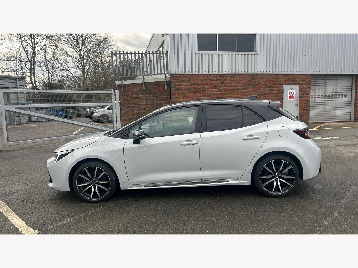 Used Toyota Corolla for sale - 77345007: Photo 19