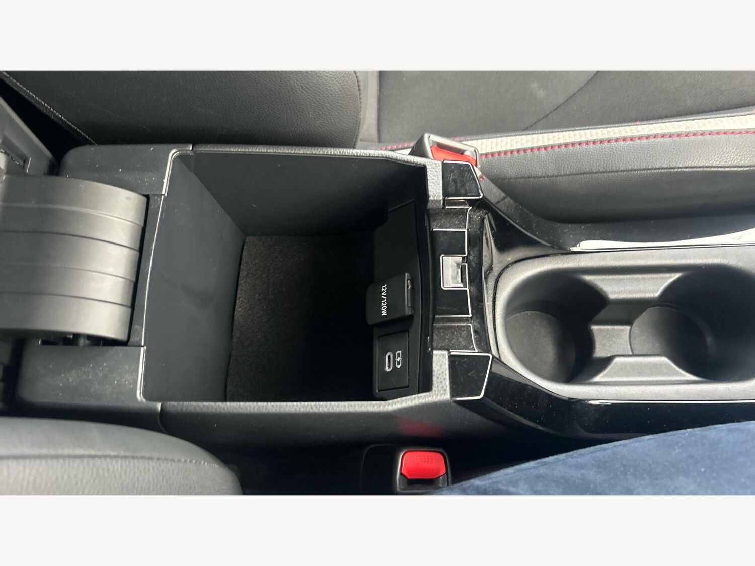 Used Toyota Corolla for sale - 77345007: Photo 29