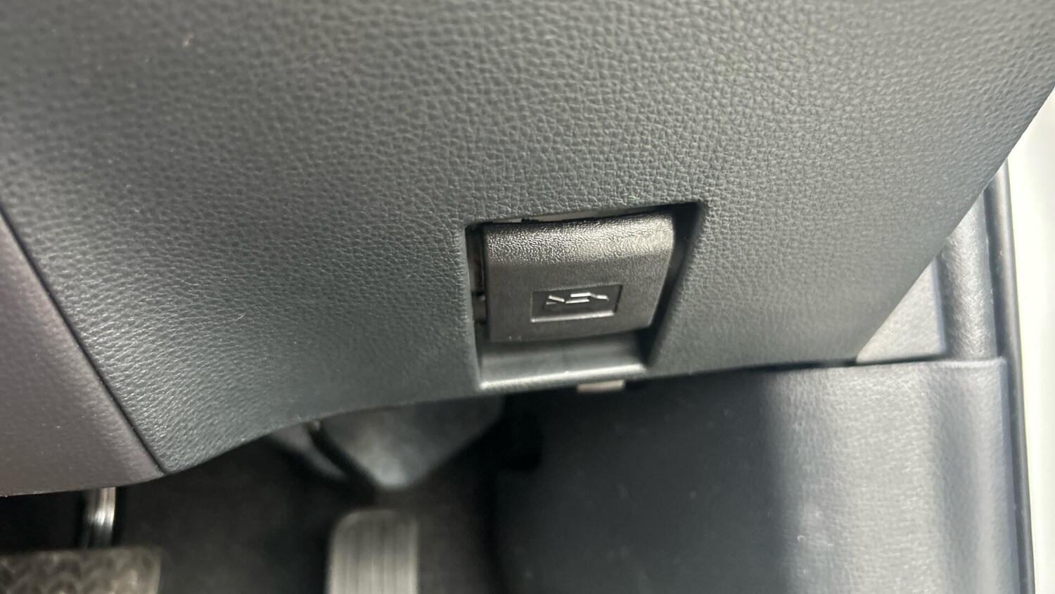 Used Toyota Corolla for sale - 77345007: Photo 38