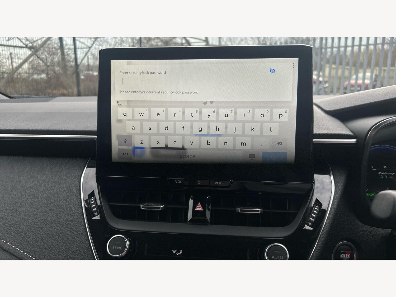 Used Toyota Corolla for sale - 77345007: Photo 9