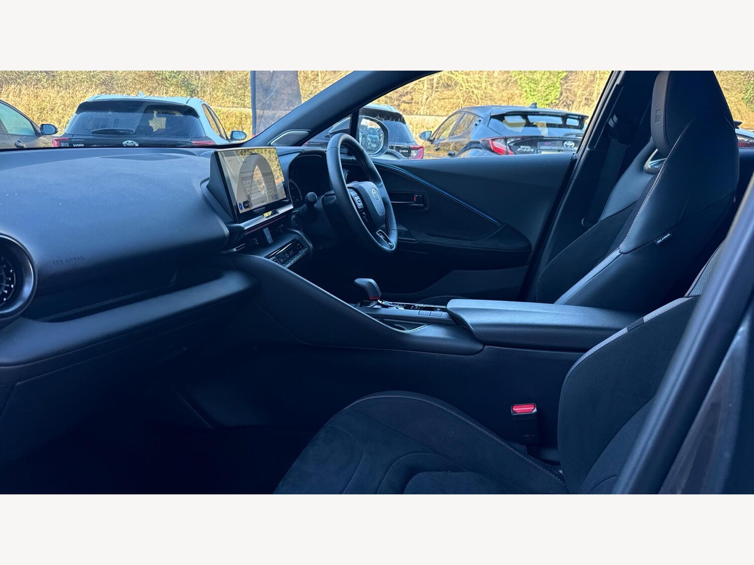 Used Toyota C-HR 2024 for sale - 77230185: Photo 12