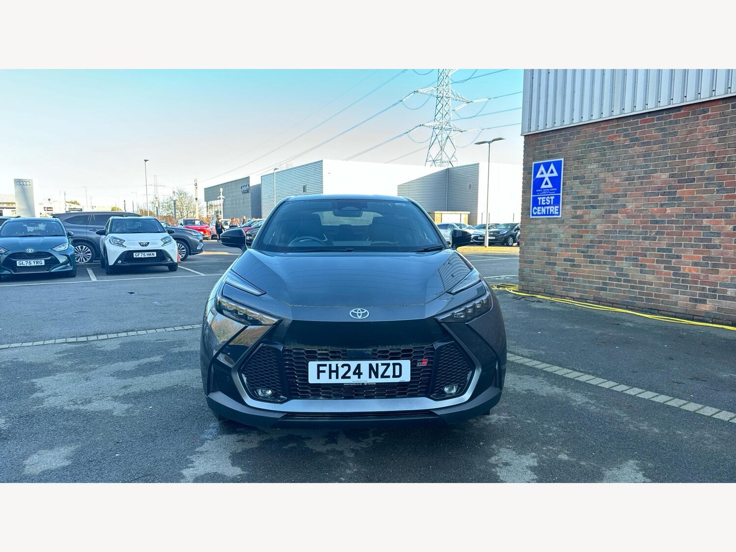 Used Toyota C-HR 2024 for sale - 77230185: Photo 17