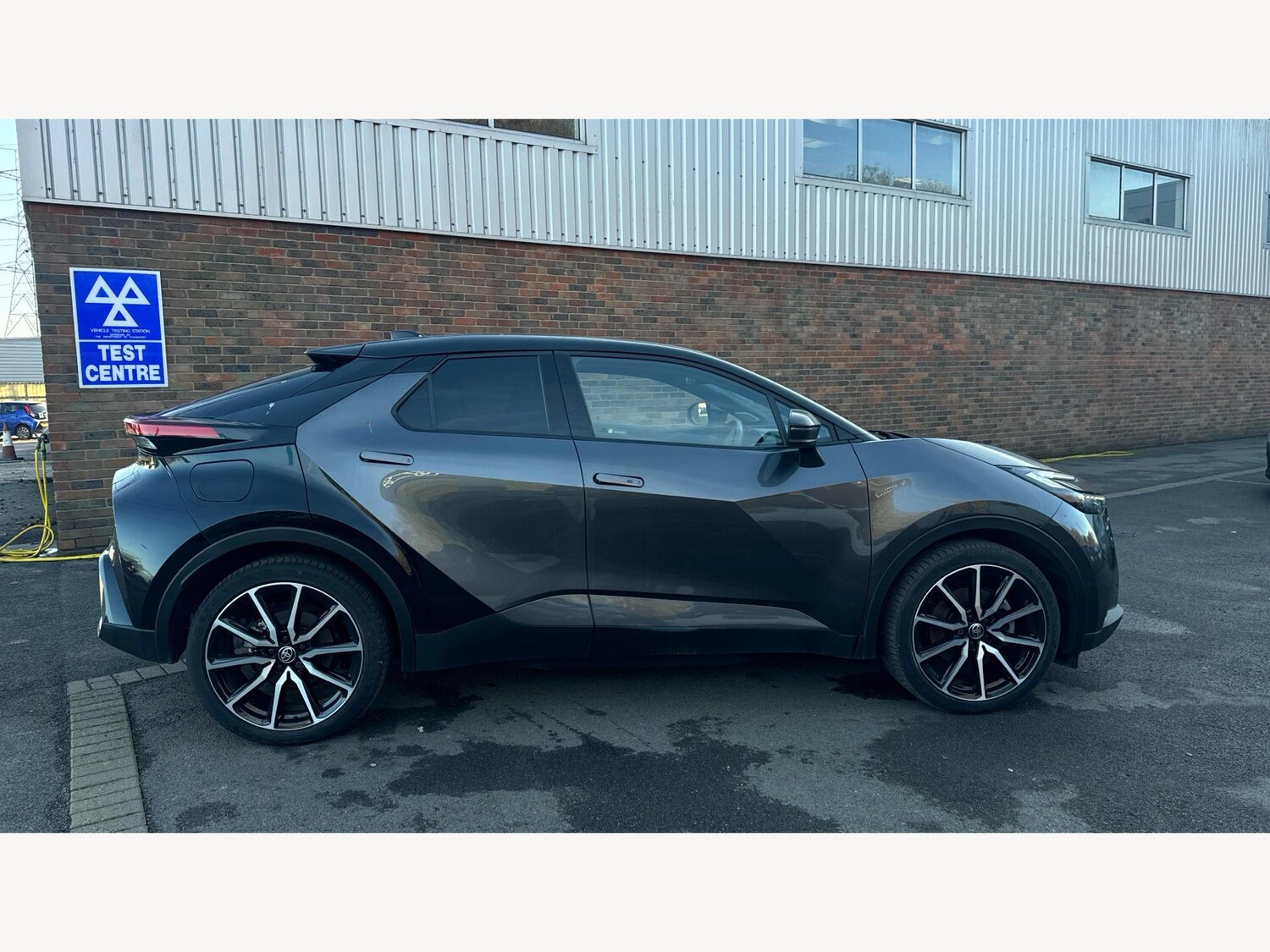 Used Toyota C-HR 2024 for sale - 77230185: Photo 18