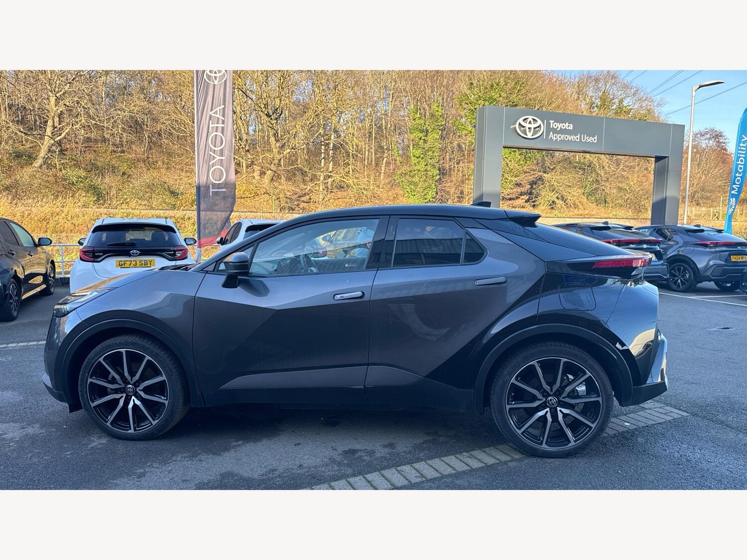 Used Toyota C-HR 2024 for sale - 77230185: Photo 19