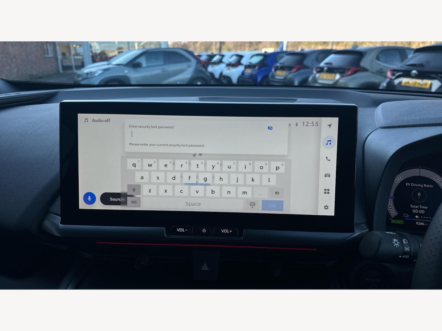 Used Toyota C-HR 2024 for sale - 77230185: Photo 9