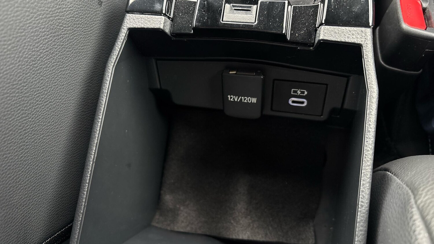 Used Toyota Corolla for sale - 77807808: Photo 32