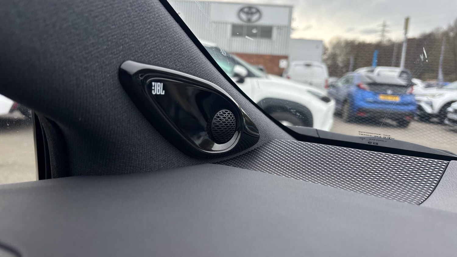 Used Toyota Corolla for sale - 77807808: Photo 34