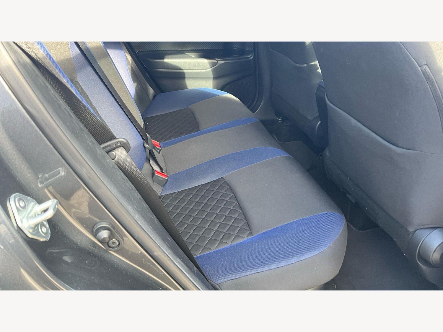 Used Toyota C-HR for sale - 77670315: Photo 14