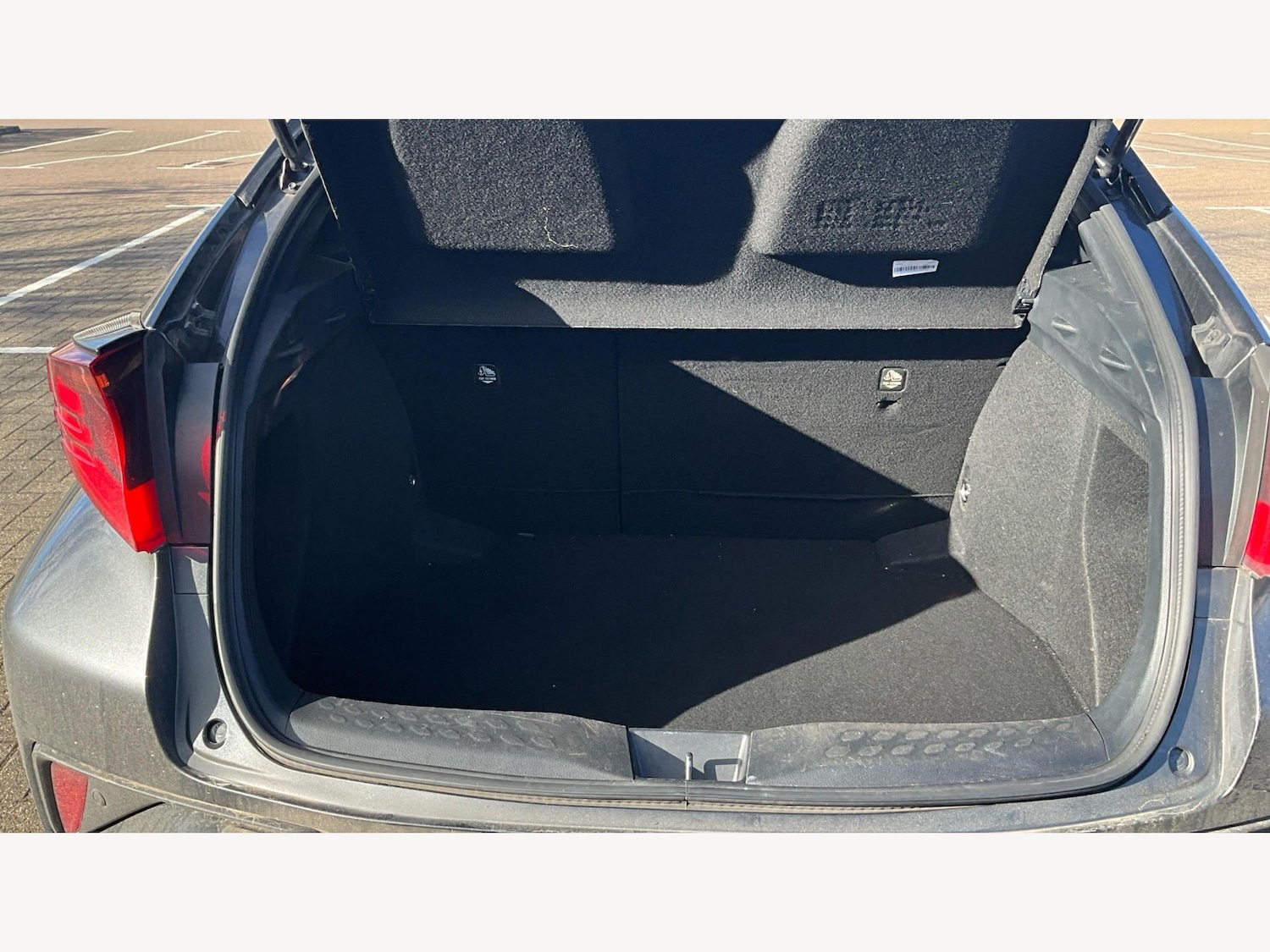 Used Toyota C-HR for sale - 77670315: Photo 16