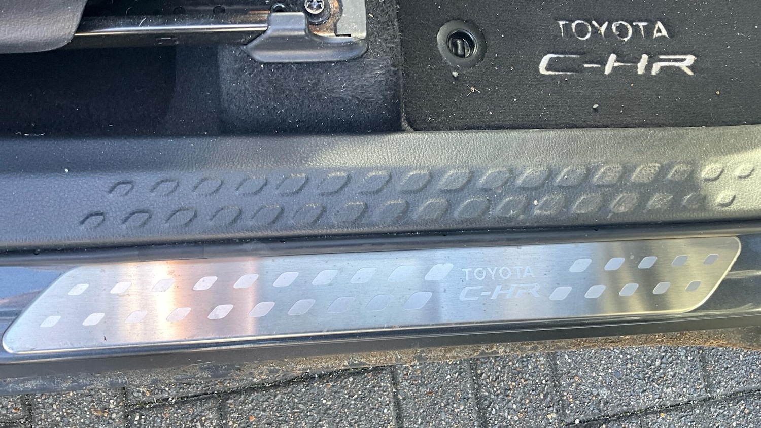 Used Toyota C-HR for sale - 77670315: Photo 38