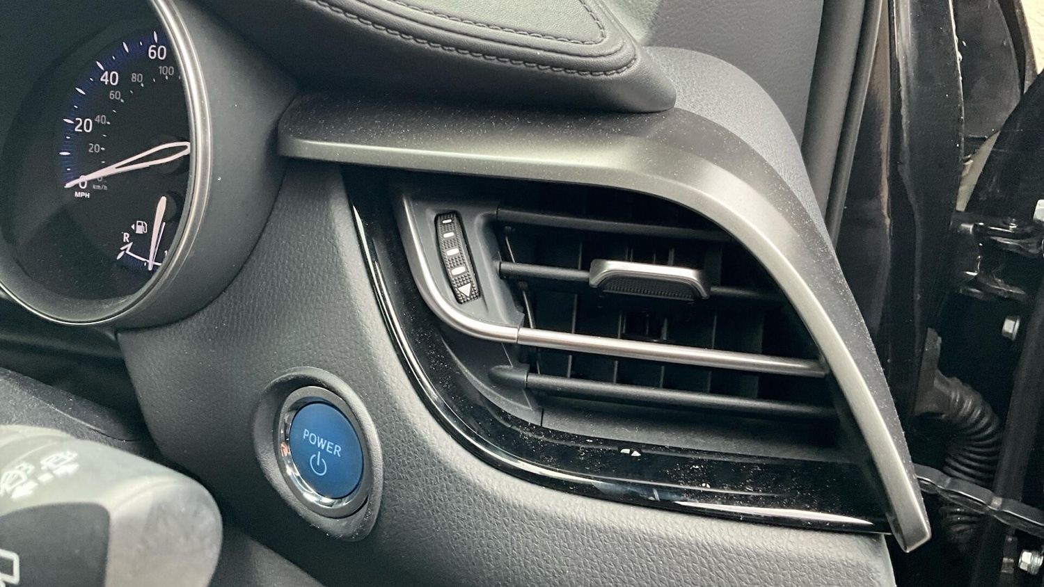 Used Toyota C-HR 2022 for sale - 76715310: Photo 39