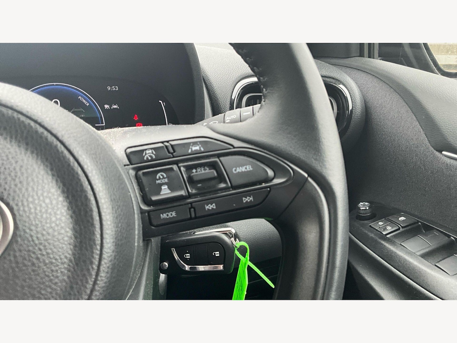 Used Toyota Yaris 2024 for sale - 78100405: Photo 49