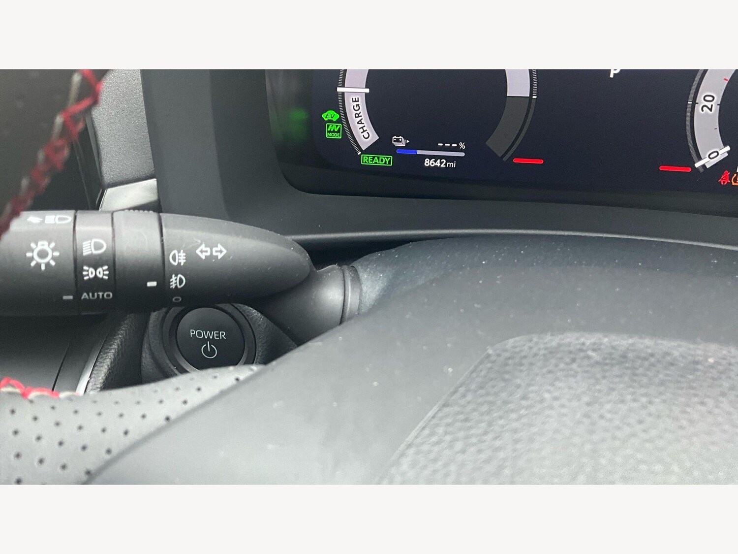 Used Toyota C-HR 2024 for sale - 77838847: Photo 26