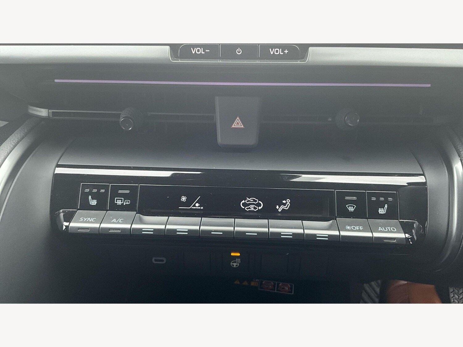 Used Toyota C-HR 2024 for sale - 77838847: Photo 31