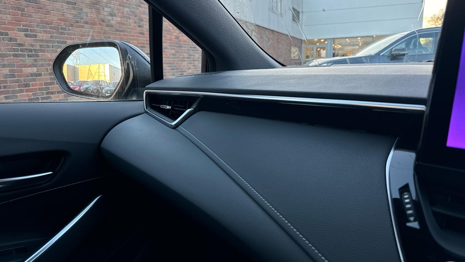 Used Toyota Corolla 2024 for sale - 77103679: Photo 32