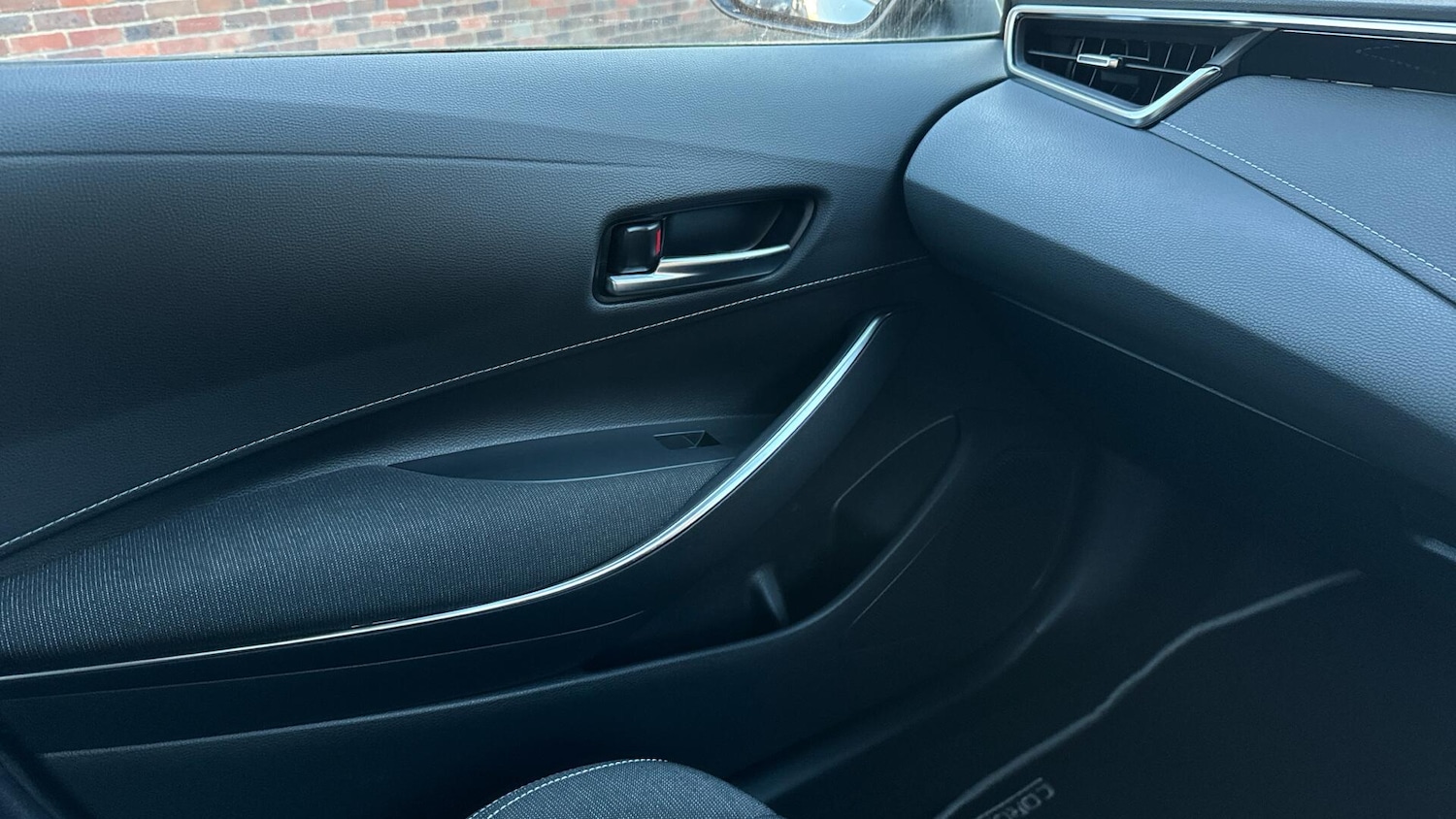 Used Toyota Corolla 2024 for sale - 77103679: Photo 33