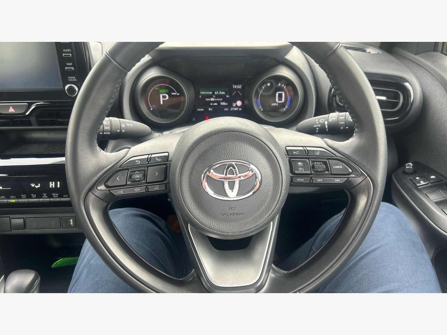 Used Toyota Yaris Cross 2024 for sale - 77633295: Photo 10