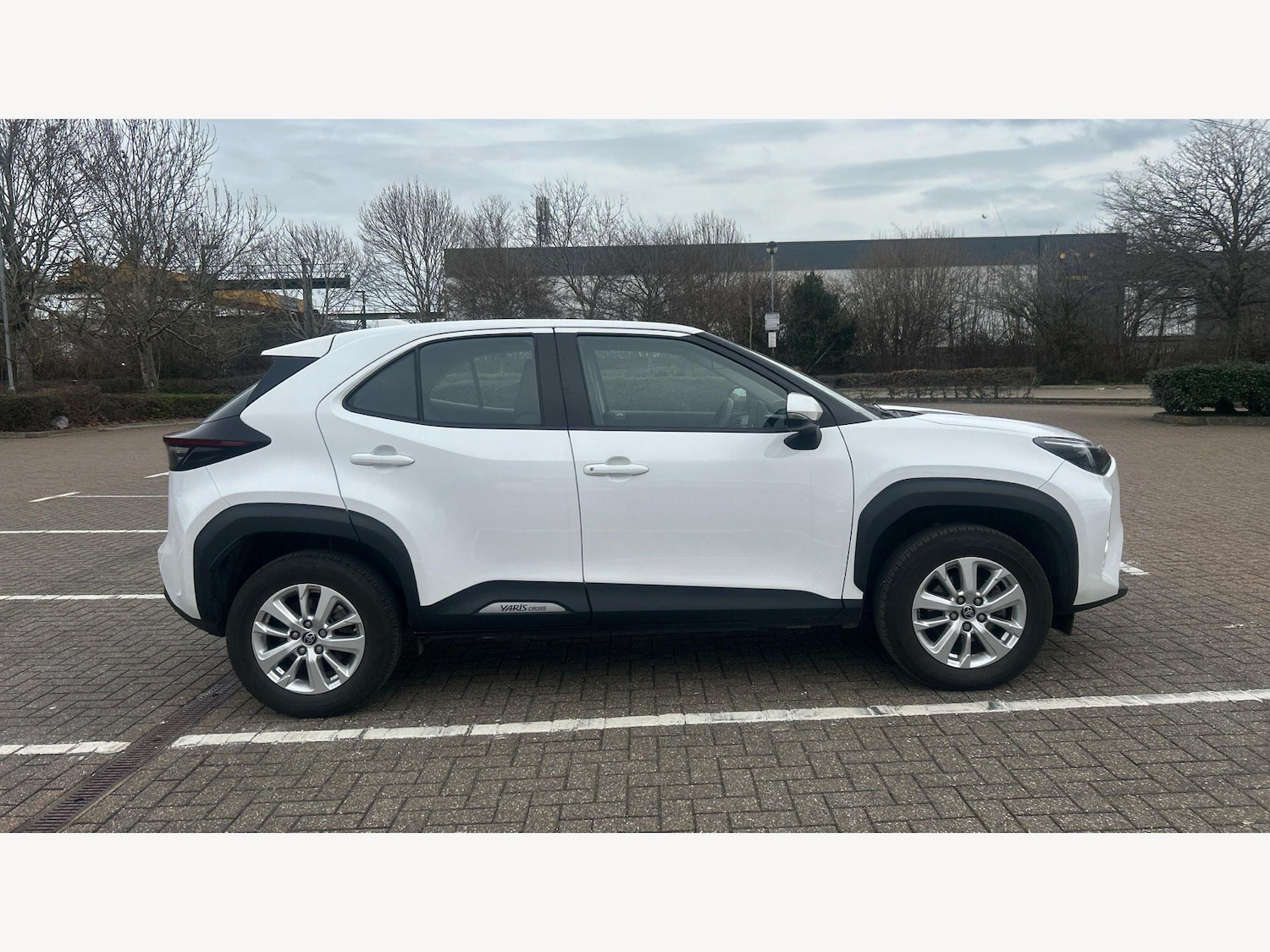 Used Toyota Yaris Cross 2024 for sale - 77633295: Photo 18