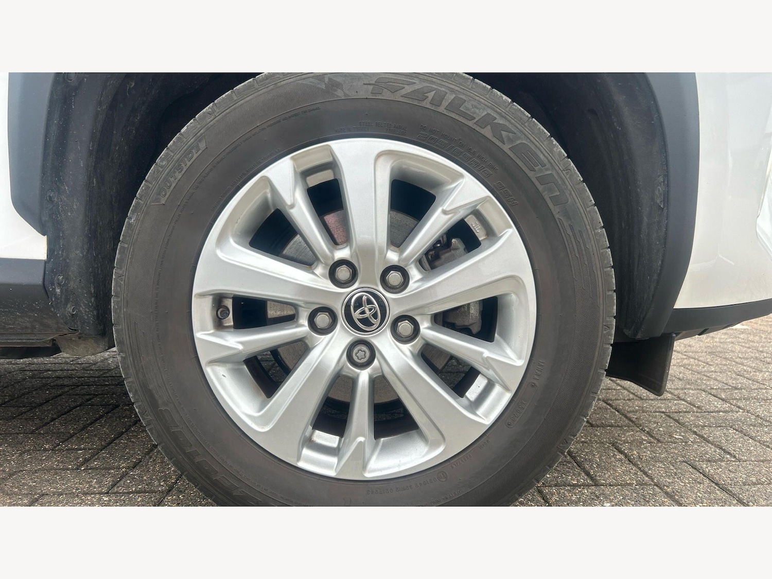 Used Toyota Yaris Cross 2024 for sale - 77633295: Photo 20