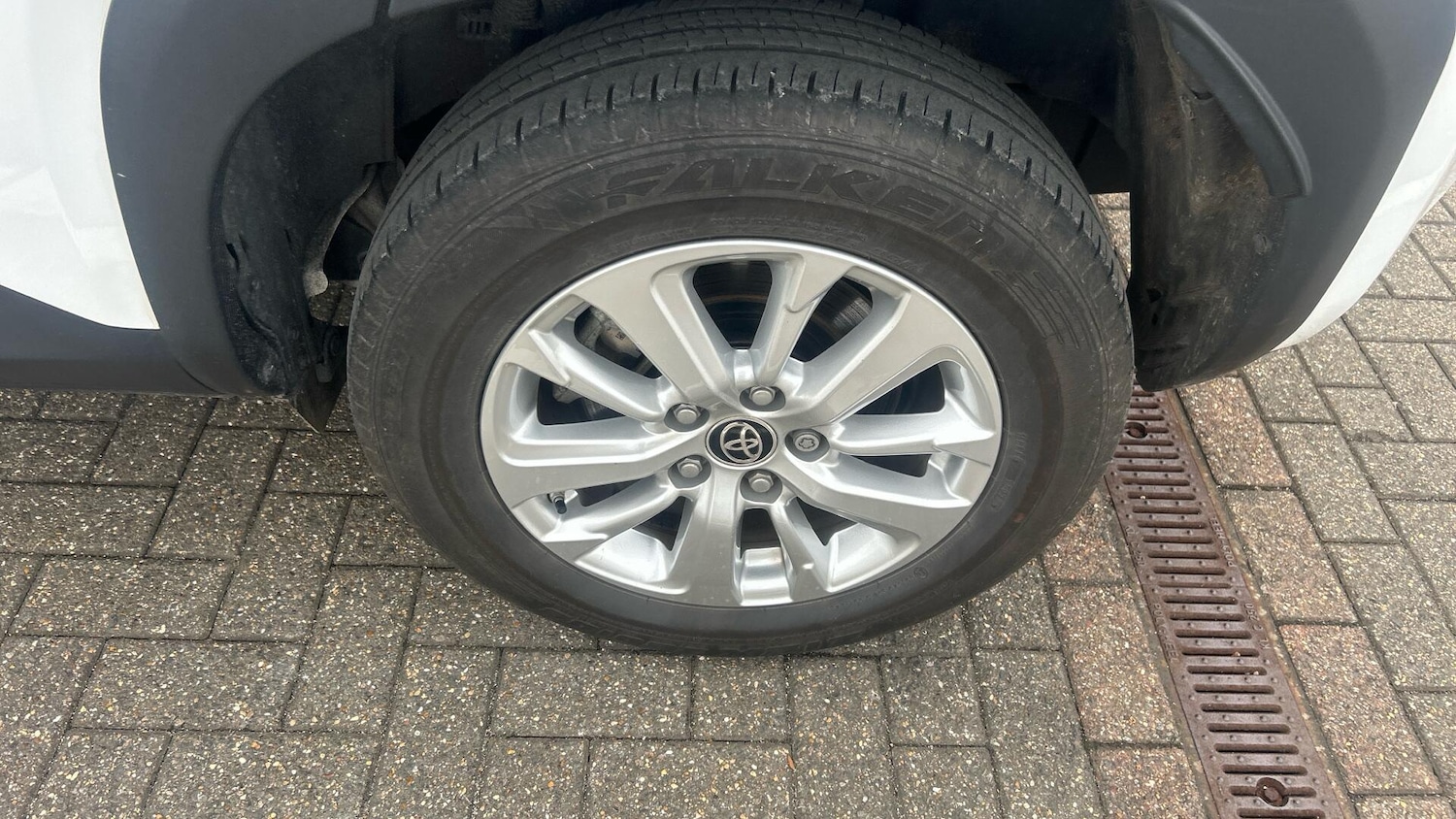 Used Toyota Yaris Cross 2024 for sale - 77633295: Photo 44