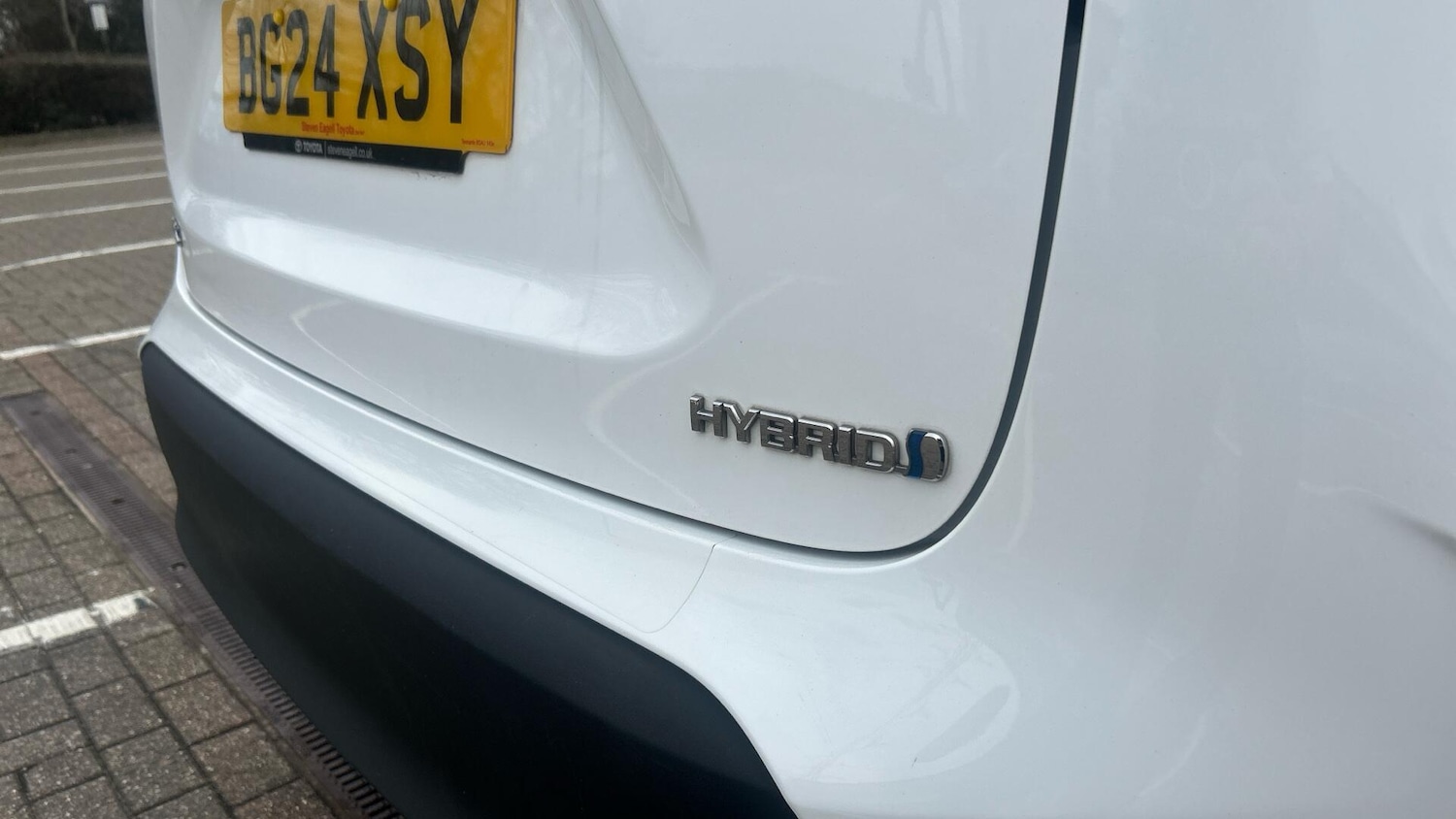 Used Toyota Yaris Cross 2024 for sale - 77633295: Photo 48