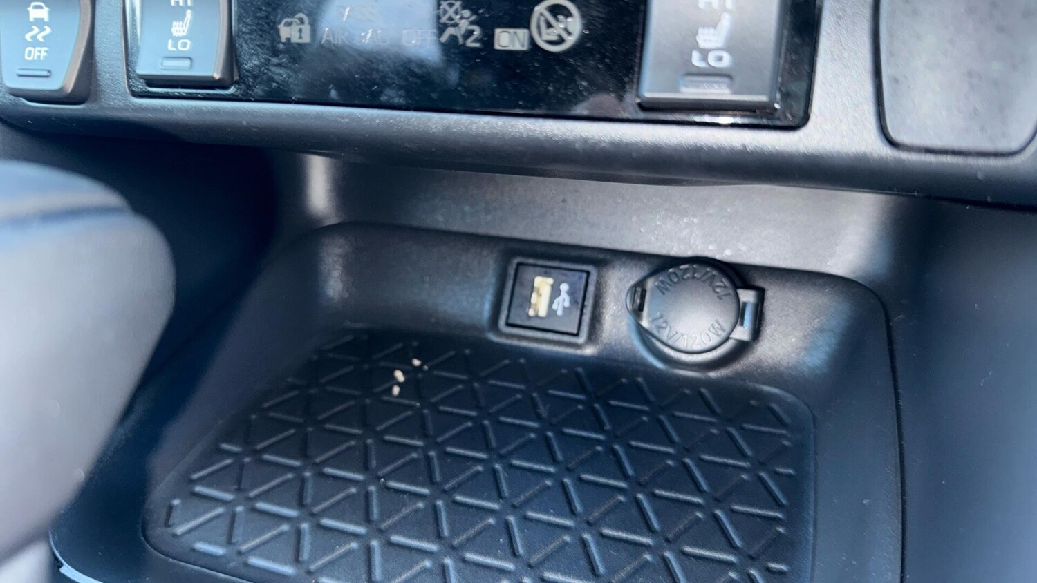 Used Toyota RAV4 2024 for sale - 76336164: Photo 65