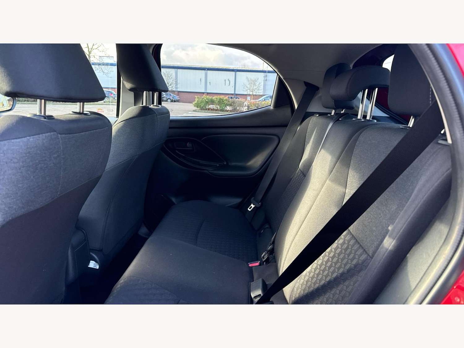 Used Toyota Yaris 2023 for sale - 77315210: Photo 15