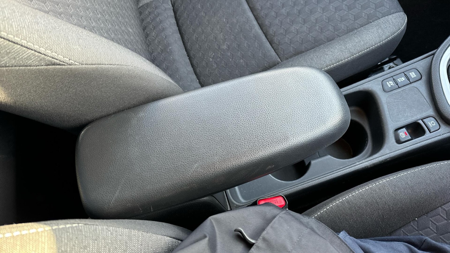 Used Toyota Yaris 2023 for sale - 77315210: Photo 39