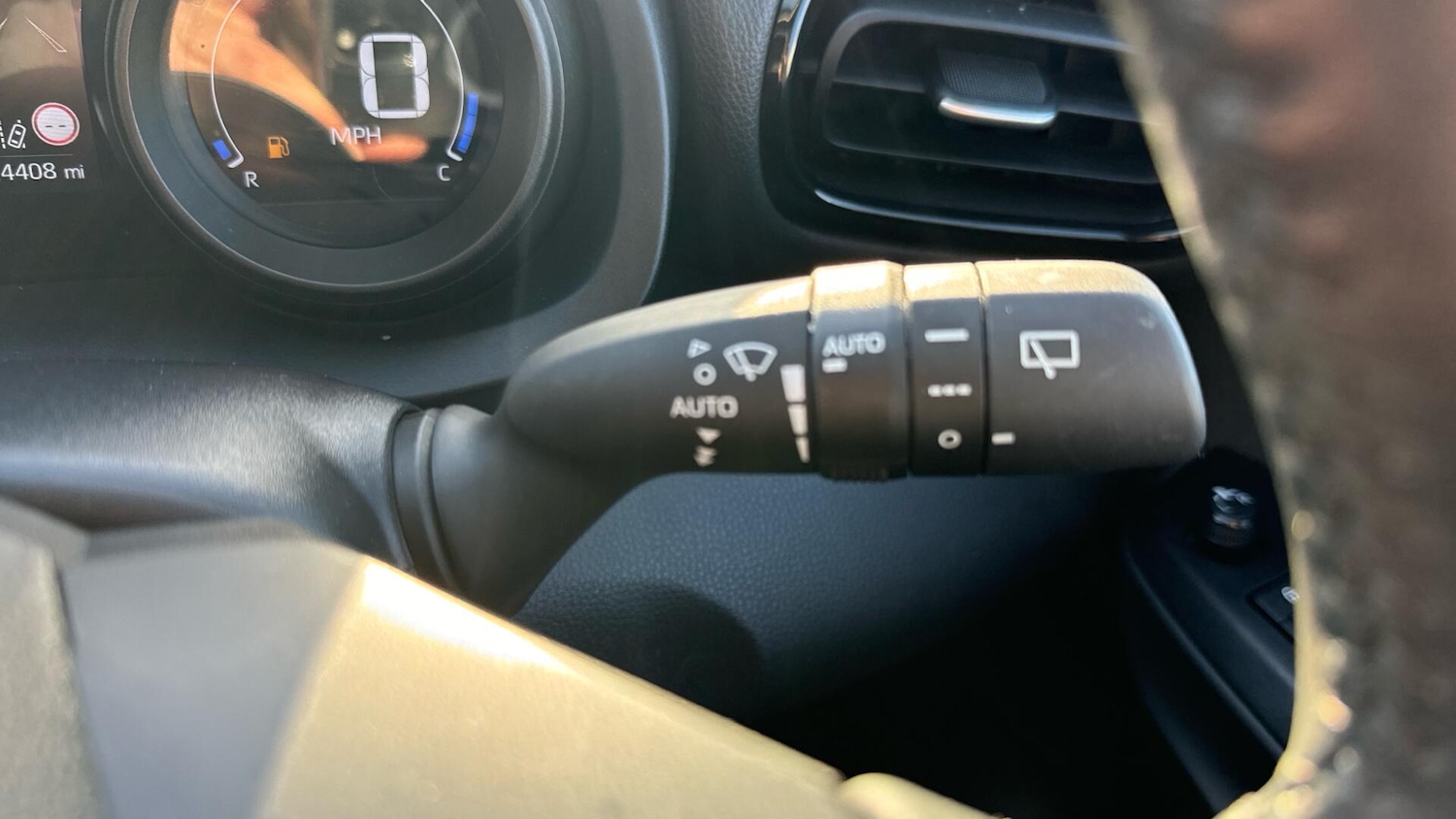 Used Toyota Yaris 2023 for sale - 77315210: Photo 43