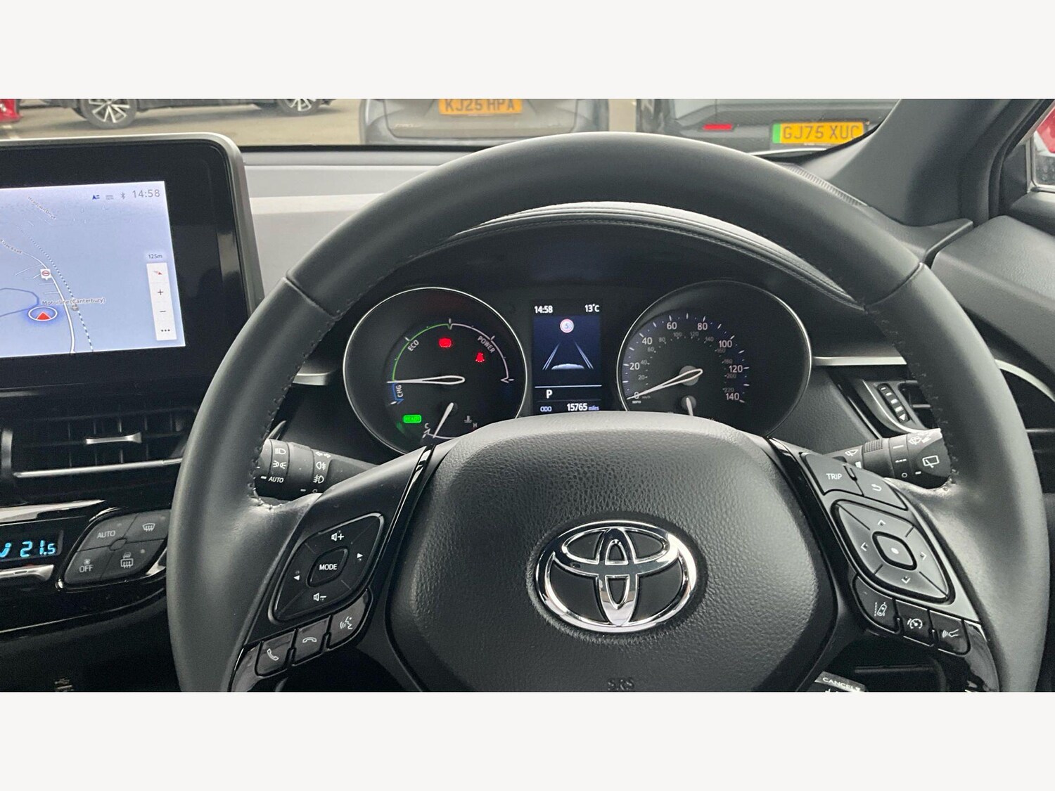 Used Toyota C-HR for sale - 77940239: Photo 10