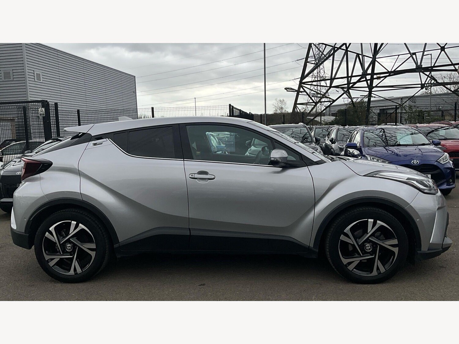 Used Toyota C-HR for sale - 77940239: Photo 18