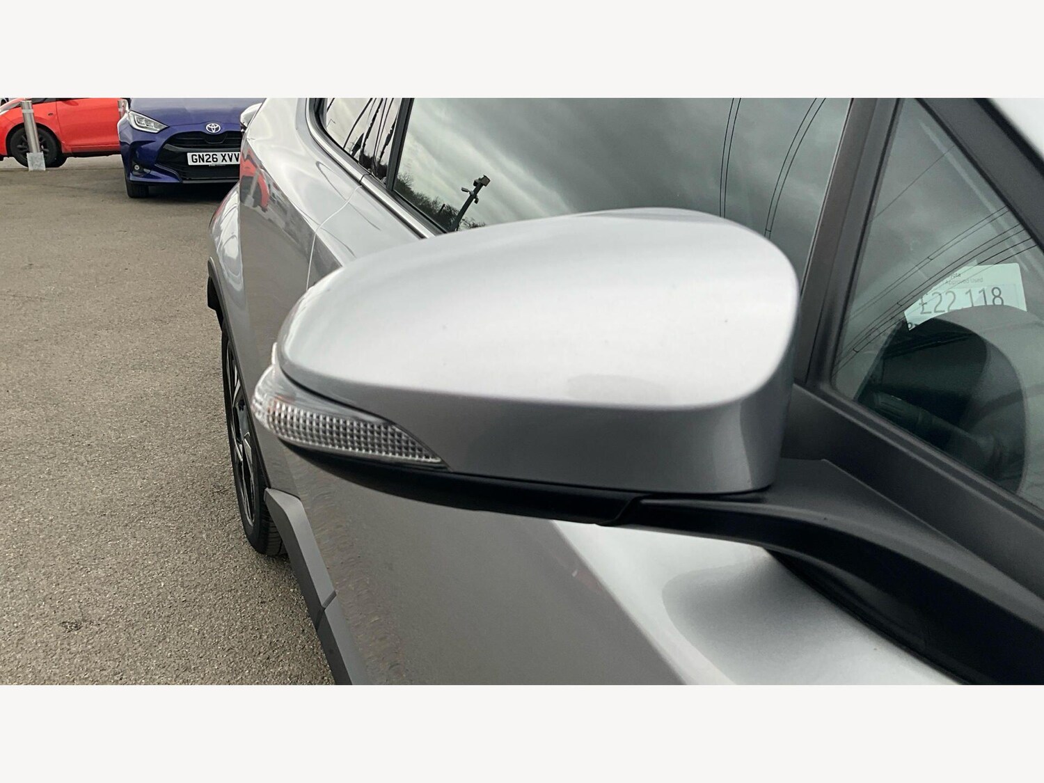 Used Toyota C-HR for sale - 77940239: Photo 24