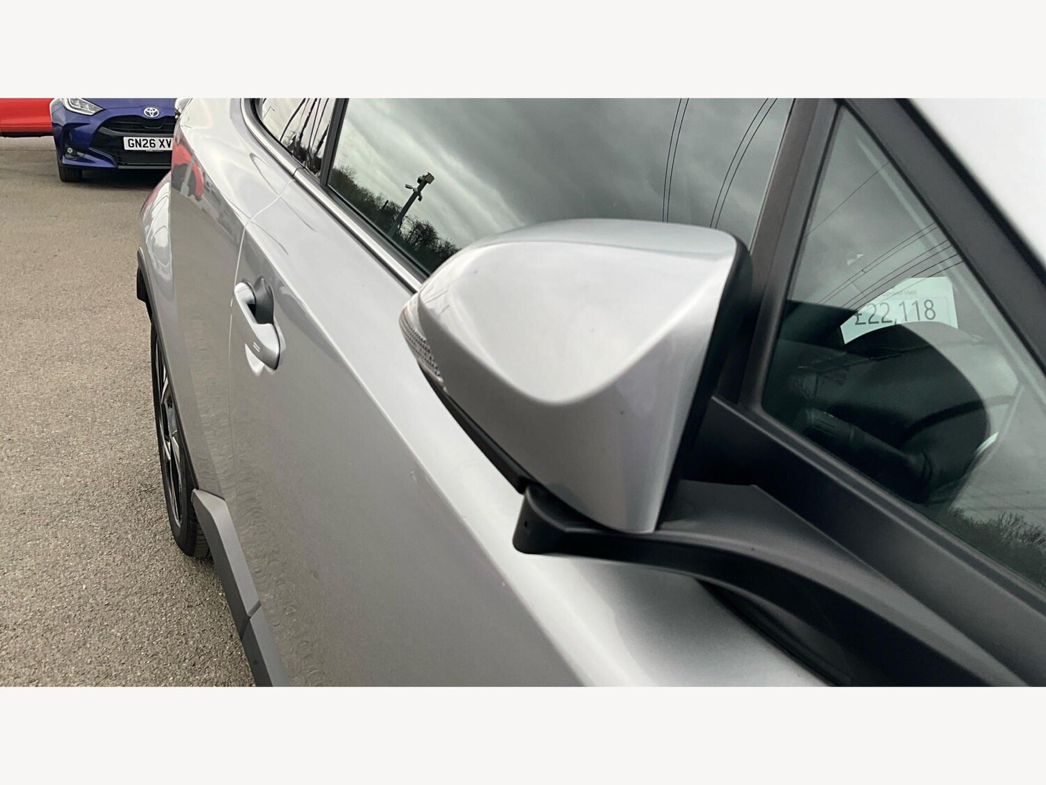 Used Toyota C-HR for sale - 77940239: Photo 25