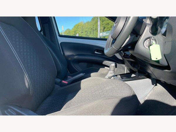 Used Toyota Aygo X 2023 for sale - 75757247: Photo 13