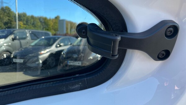 Used Toyota Aygo X 2023 for sale - 75757247: Photo 38
