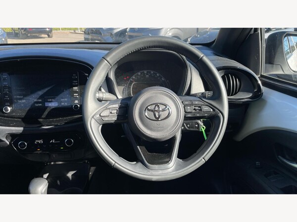 Used Toyota Aygo X 2023 for sale - 75757247: Photo 8