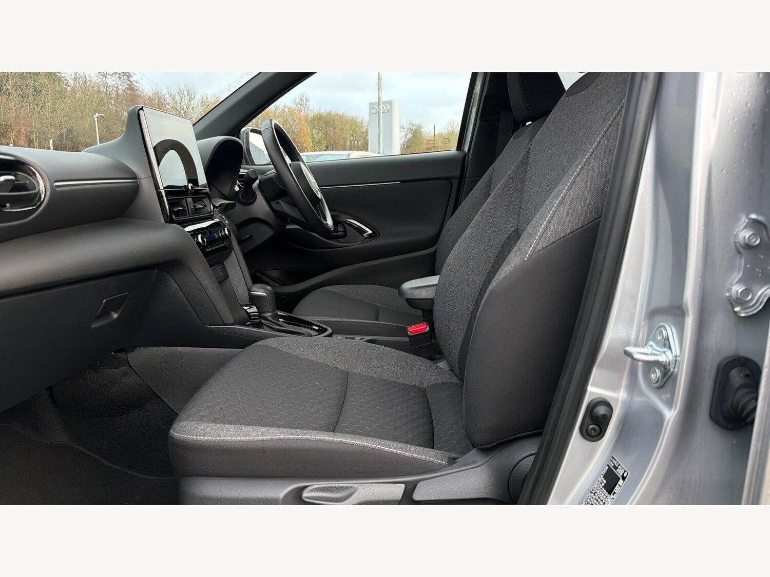 Used Toyota Yaris Cross 2025 for sale - 77537256: Photo 12